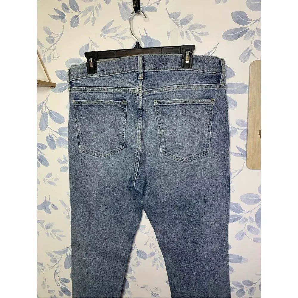 GAP Light Wash Distressed High Rise Slim Straight Denim Jeans Size 16/33 - Picture 7 of 7